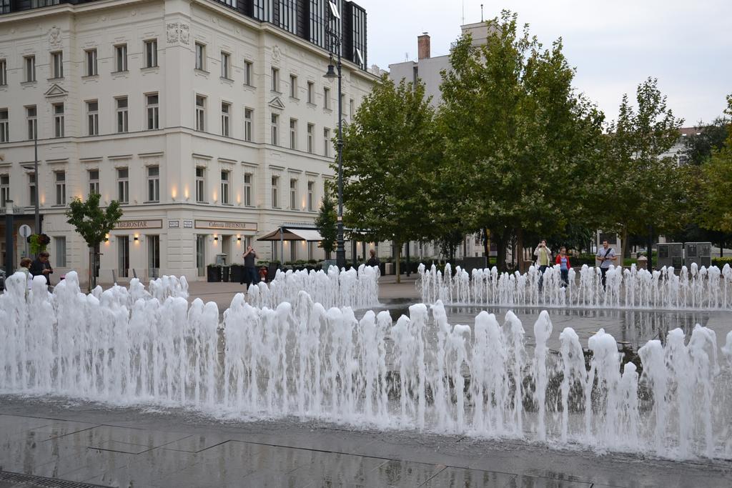 Szabadsag Ter * Boedapest