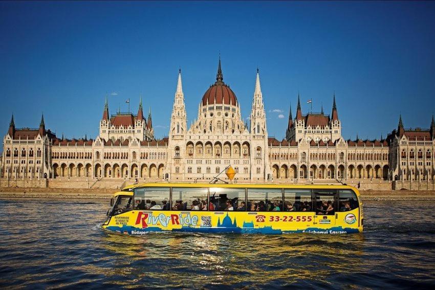 Szabadsag Ter Boedapest