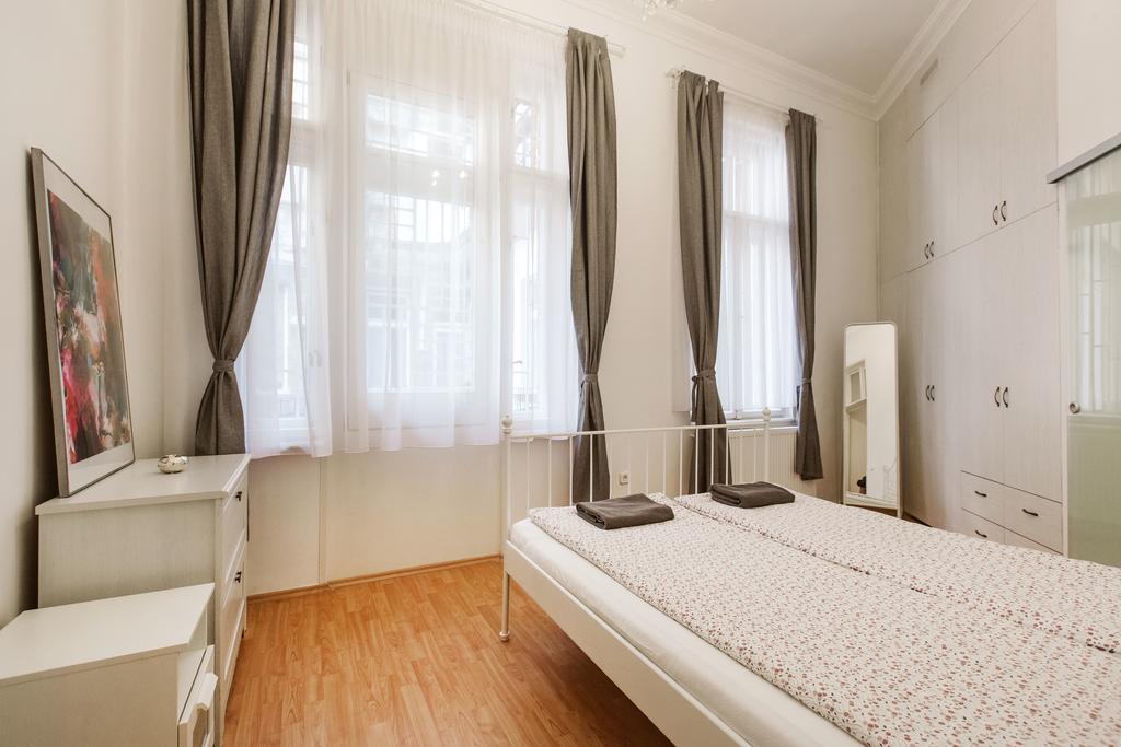 Szabadsag Ter Appartement Boedapest